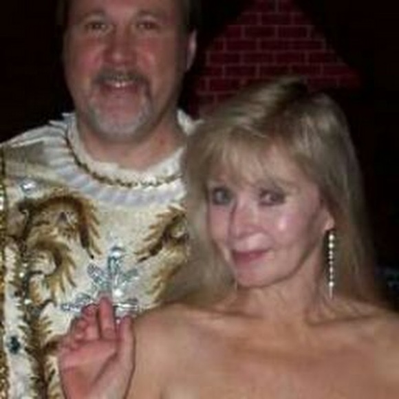 Meet your Posher, Michele - Picture 1 of 1